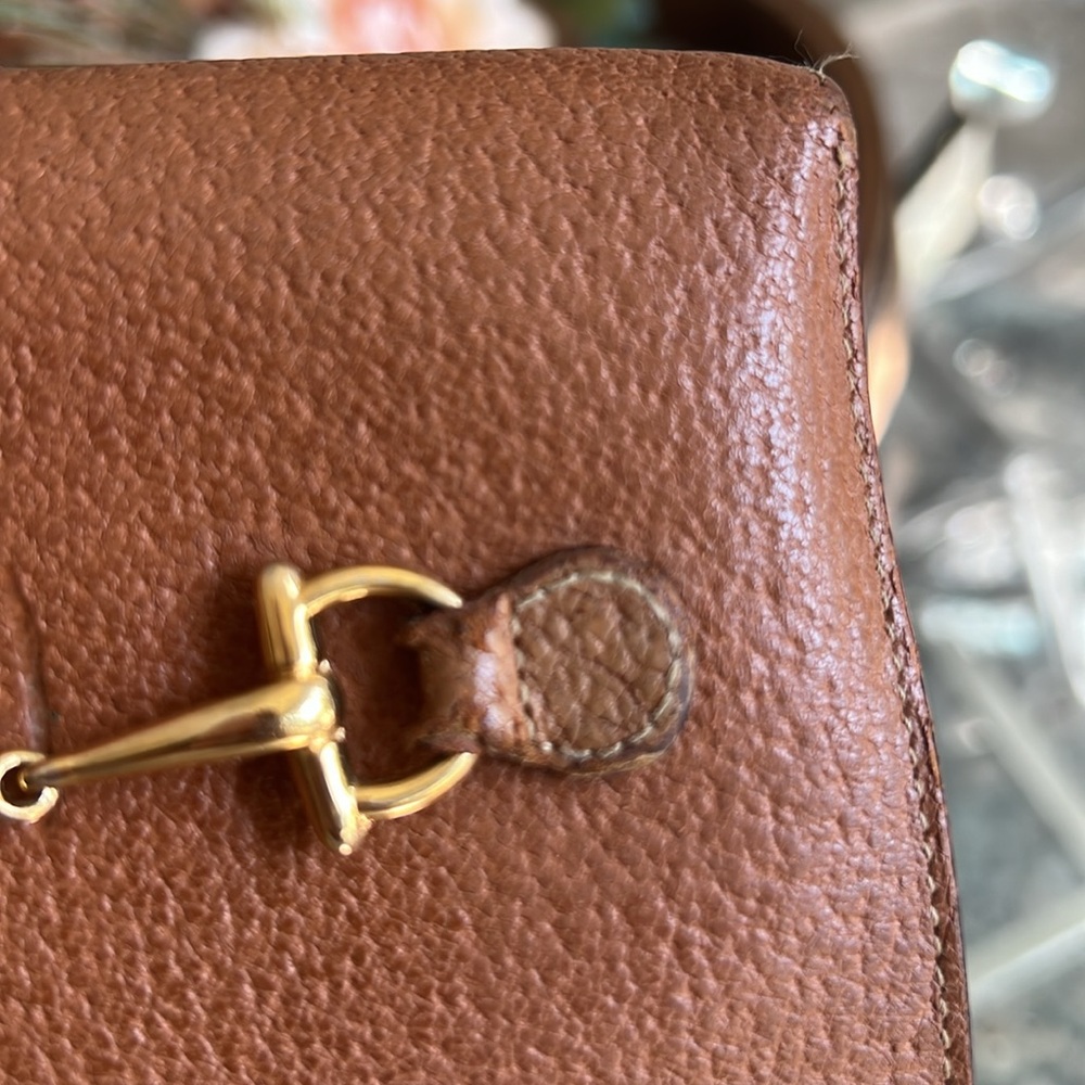 Authentic Gucci wallet. Pre loved. - Picture 7 of 7